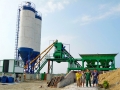 minimum foundation automatic computer control YHZS35 mobile concrete batching plant 35m3/h 