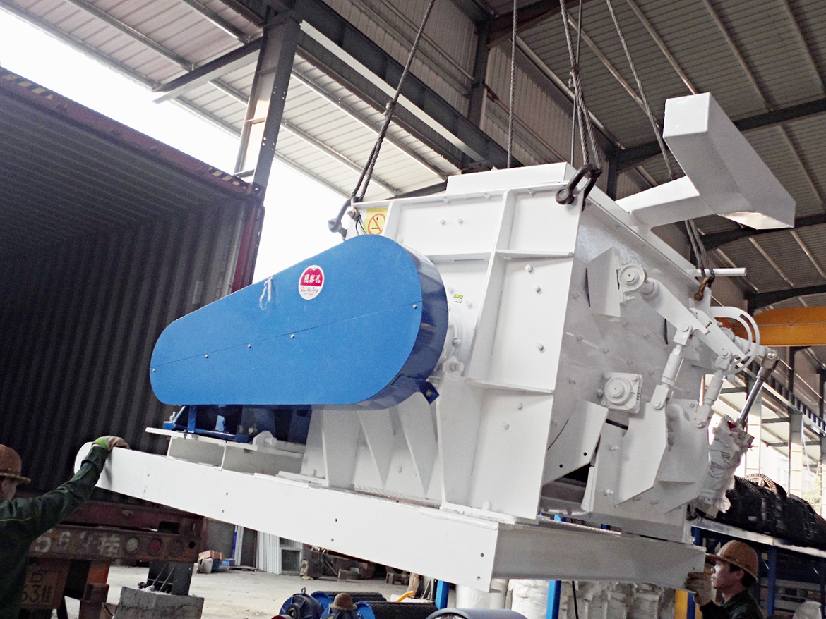 Loading Of 25m3/h Mobile Concrete Batching Plant